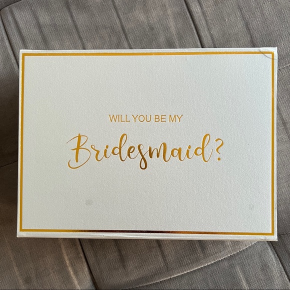 “Will you be my bridesmaid?” Gift Box - Picture 2 of 8